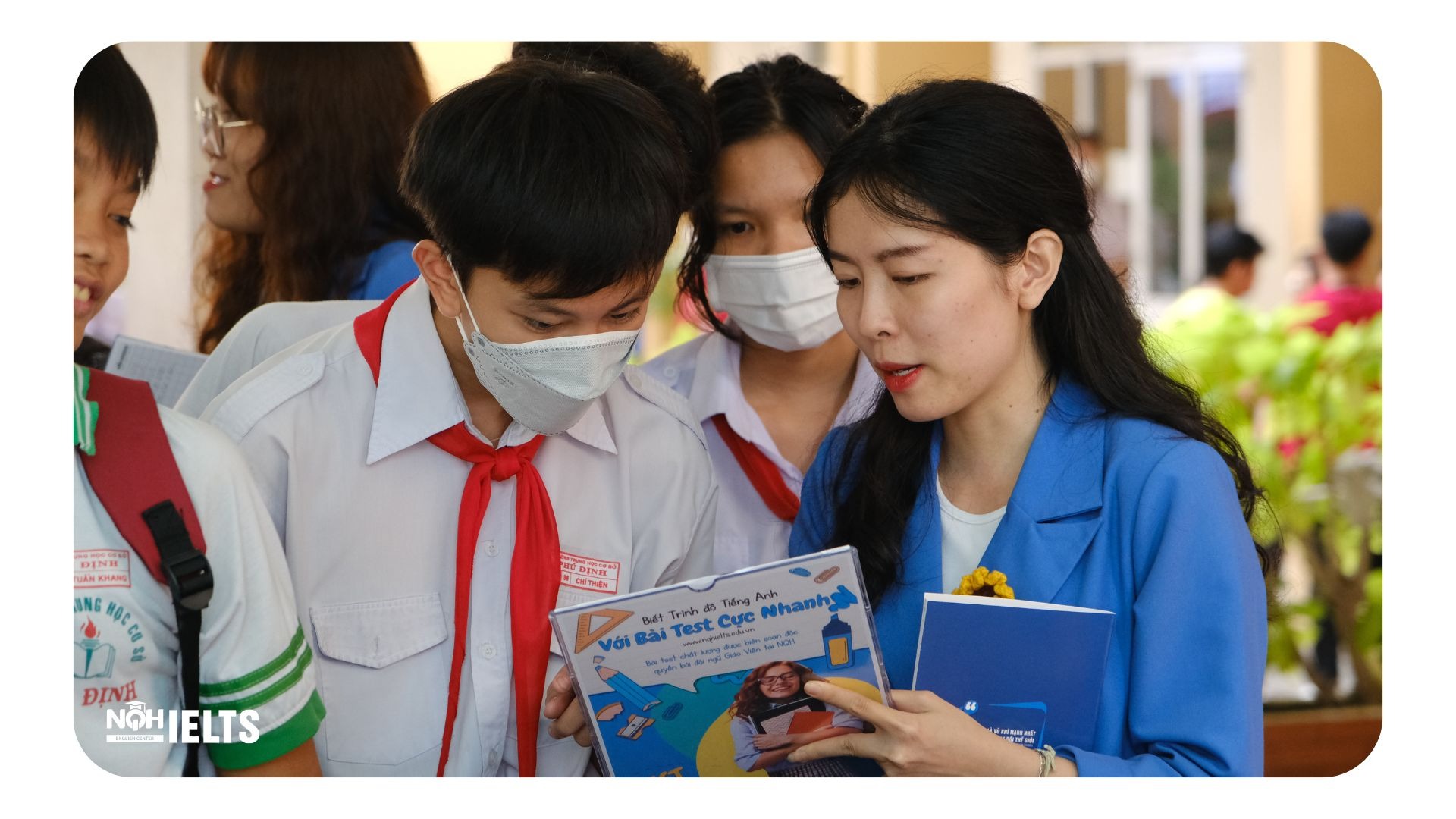 Hoạt Động Triển Lãm của NQH IELTS Tại Trường THPT Nguyễn Tất Thành