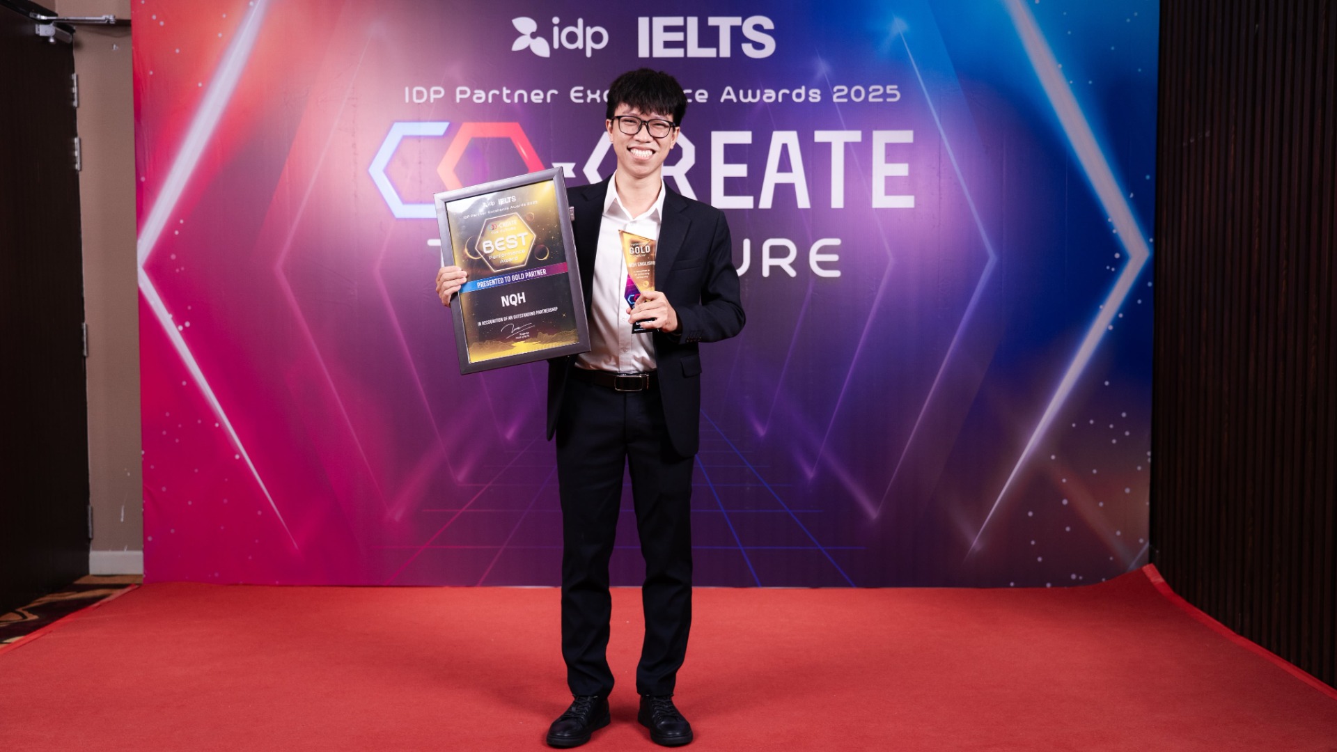 Hệ Thống Anh Ngữ NQH Được Vinh Danh Đối Tác Vàng Ưu Tú IDP Năm Thứ 2 Liên Tiếp